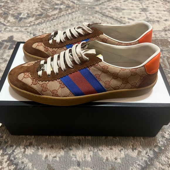 Gucci Men's Brown and Blue Sneakers - Picture 4 of 5